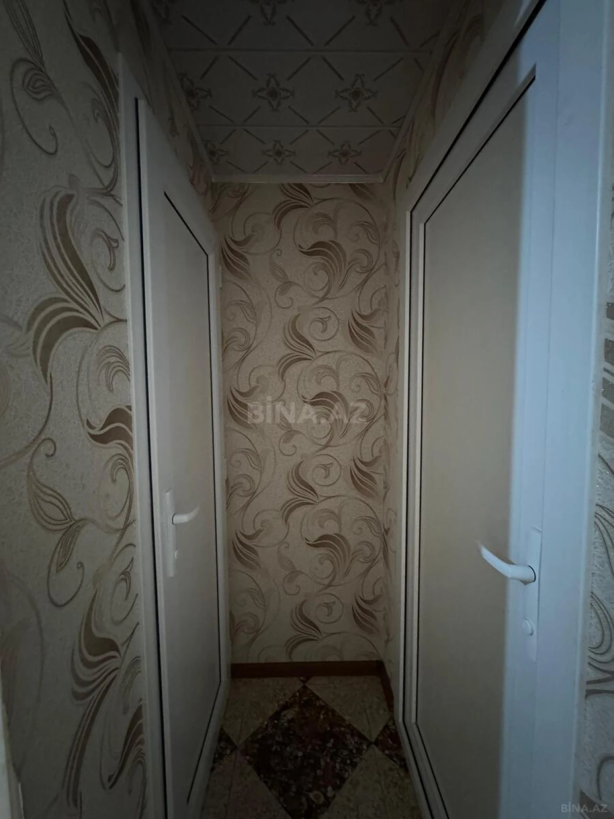 Kirayə verilir 2 otaqlı mənzil 75 m²