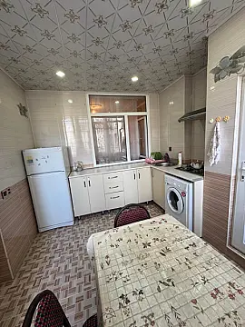 Kirayə verilir 2 otaqlı mənzil 75 m²