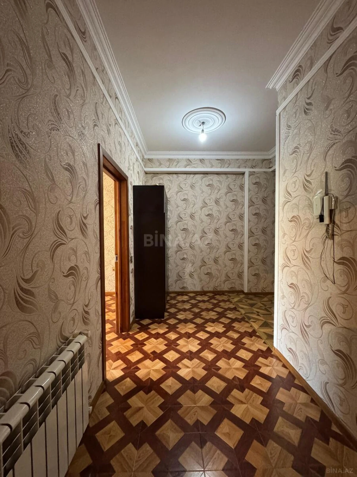 Kirayə verilir 2 otaqlı mənzil 75 m²