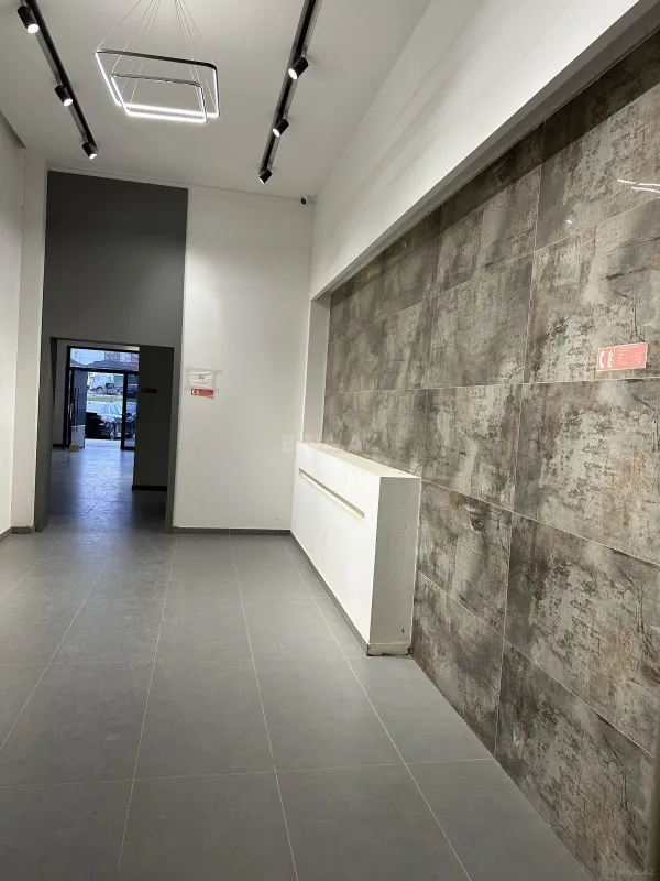 Satılır 2 otaqlı mənzil 72 m²