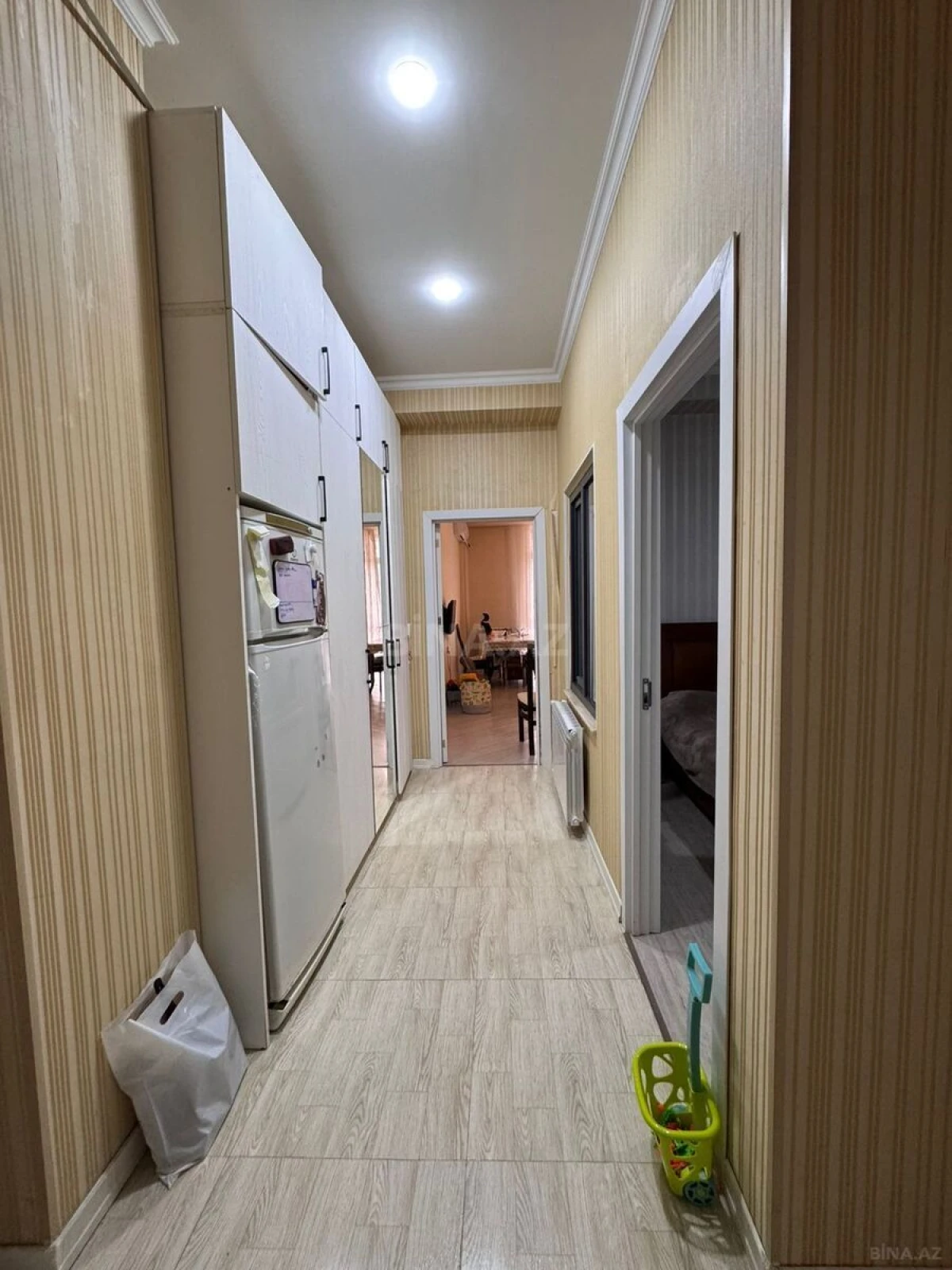 Satılır 1 otaqlı mənzil 54 m²