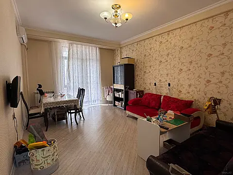 Satılır 1 otaqlı mənzil 54 m²