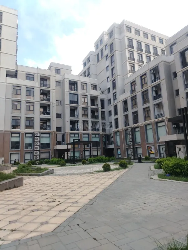 Satılır 1 otaqlı mənzil 54 m²