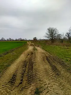 Satılır torpaq sahəsi 300 m²