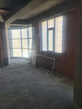Satılır 4 otaqlı mənzil 168 m²