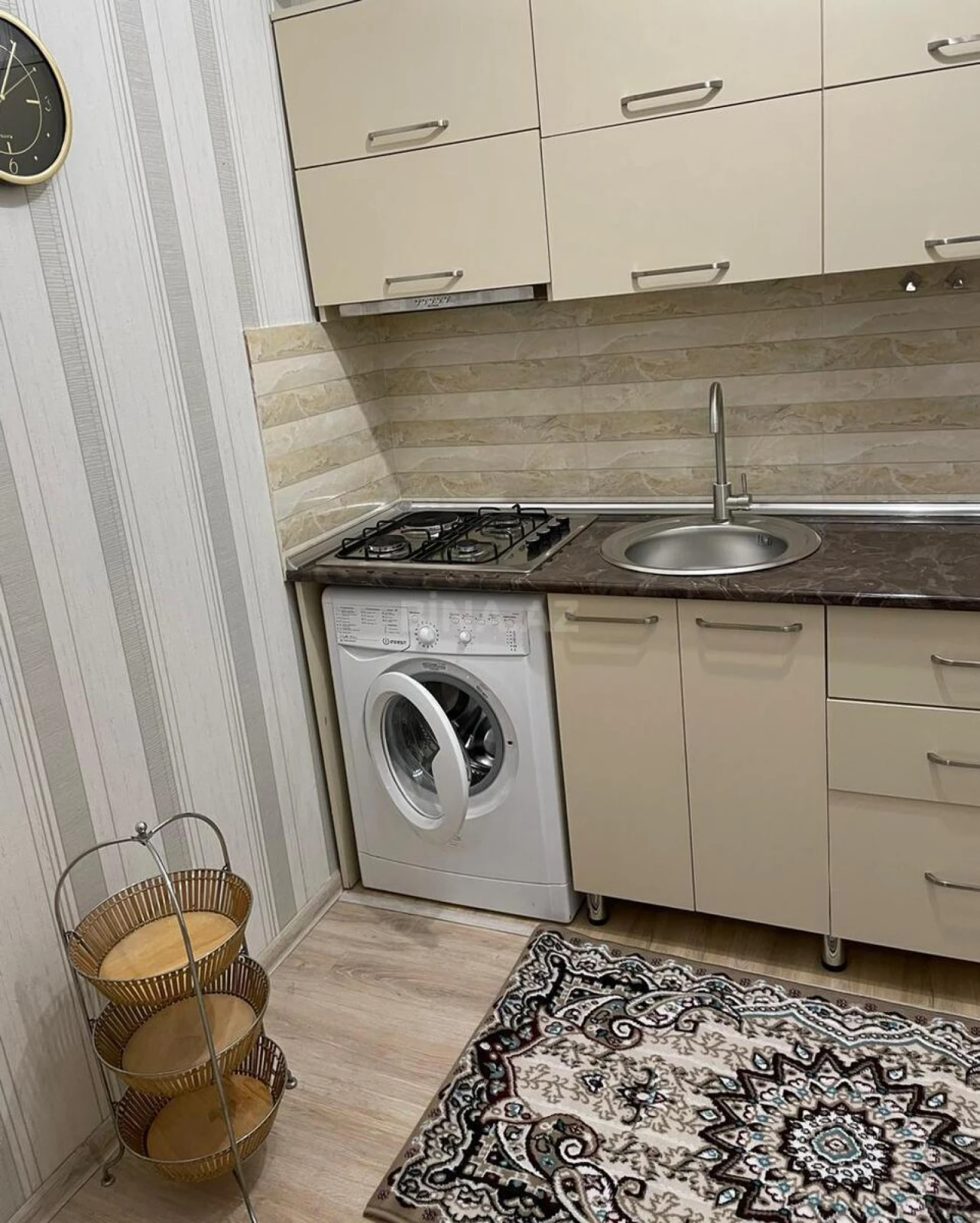 Kirayə verilir 2 otaqlı mənzil 65 m²