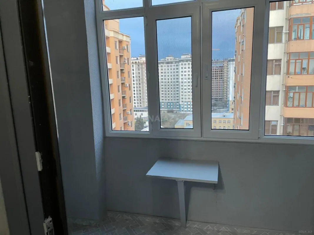 Kirayə verilir 2 otaqlı mənzil 65 m²