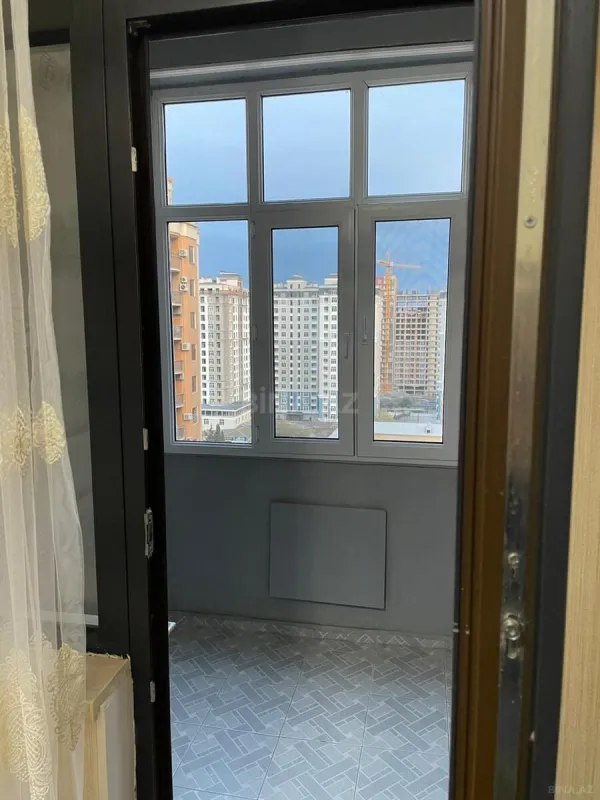 Kirayə verilir 2 otaqlı mənzil 65 m²