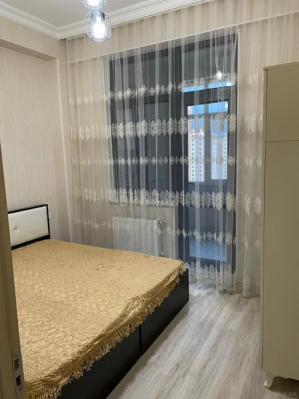 Kirayə verilir 2 otaqlı mənzil 65 m²