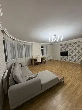 Satılır 3 otaqlı mənzil 110 m² — Bakı, İnşaatçılar 3 otaq 110.00 m²