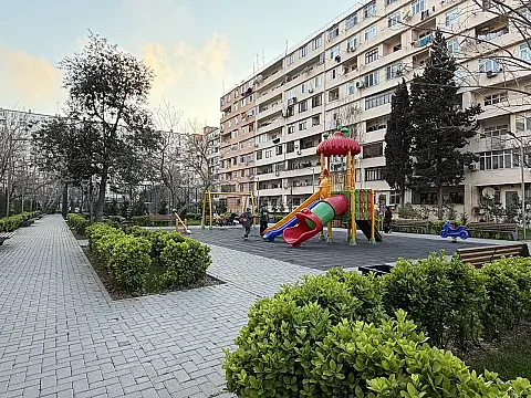 Satılır 5 otaqlı mənzil 120 m² — Bakı, Bakıxanov 5 otaq 120.00 m²