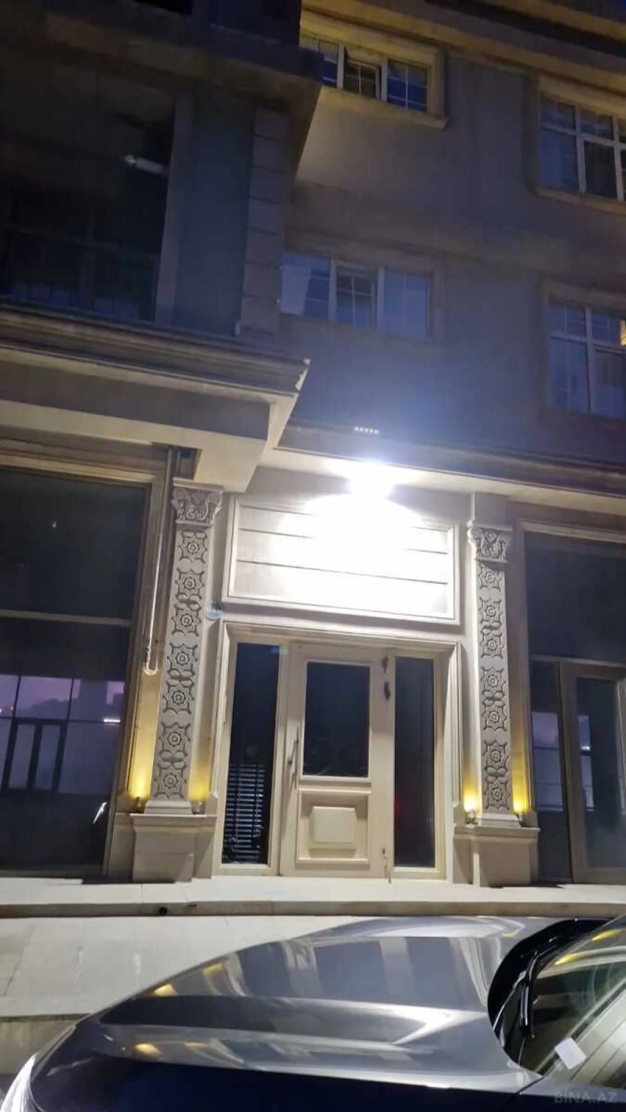 Satılır 3 otaqlı mənzil 110 m²