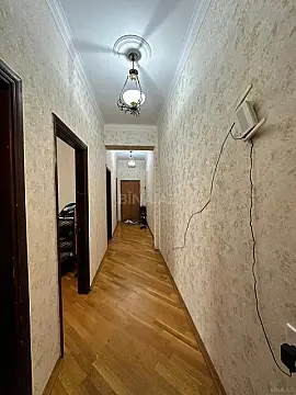 Satılır 3 otaqlı mənzil 87 m²