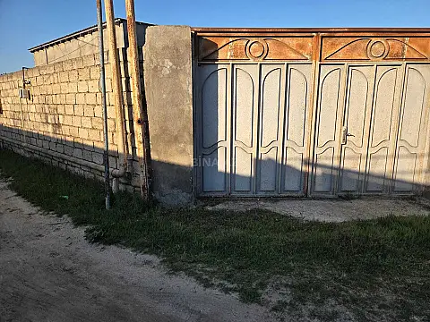 Satılır 2 otaqlı həyət evi 100 m² — Bakı 2 otaq 100.00 m²