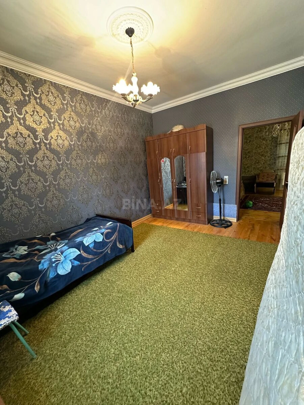 Satılır 5 otaqlı həyət evi 140 m²