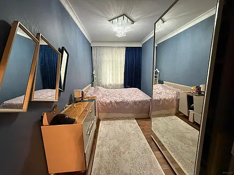 Satılır 3 otaqlı mənzil 60 m²