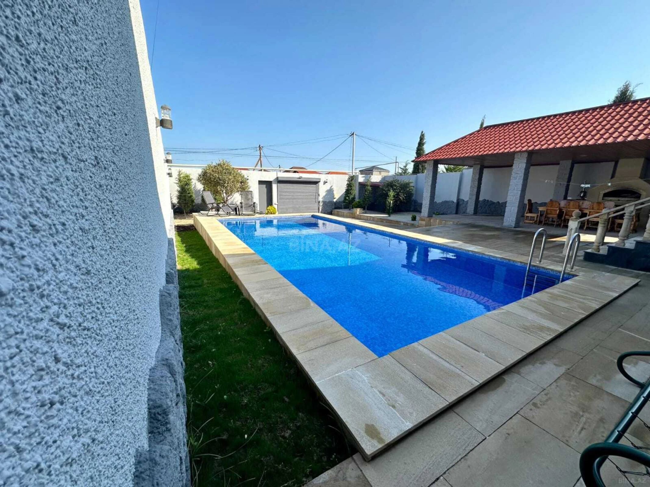 Satılır 4 otaqlı həyət evi 180 m²