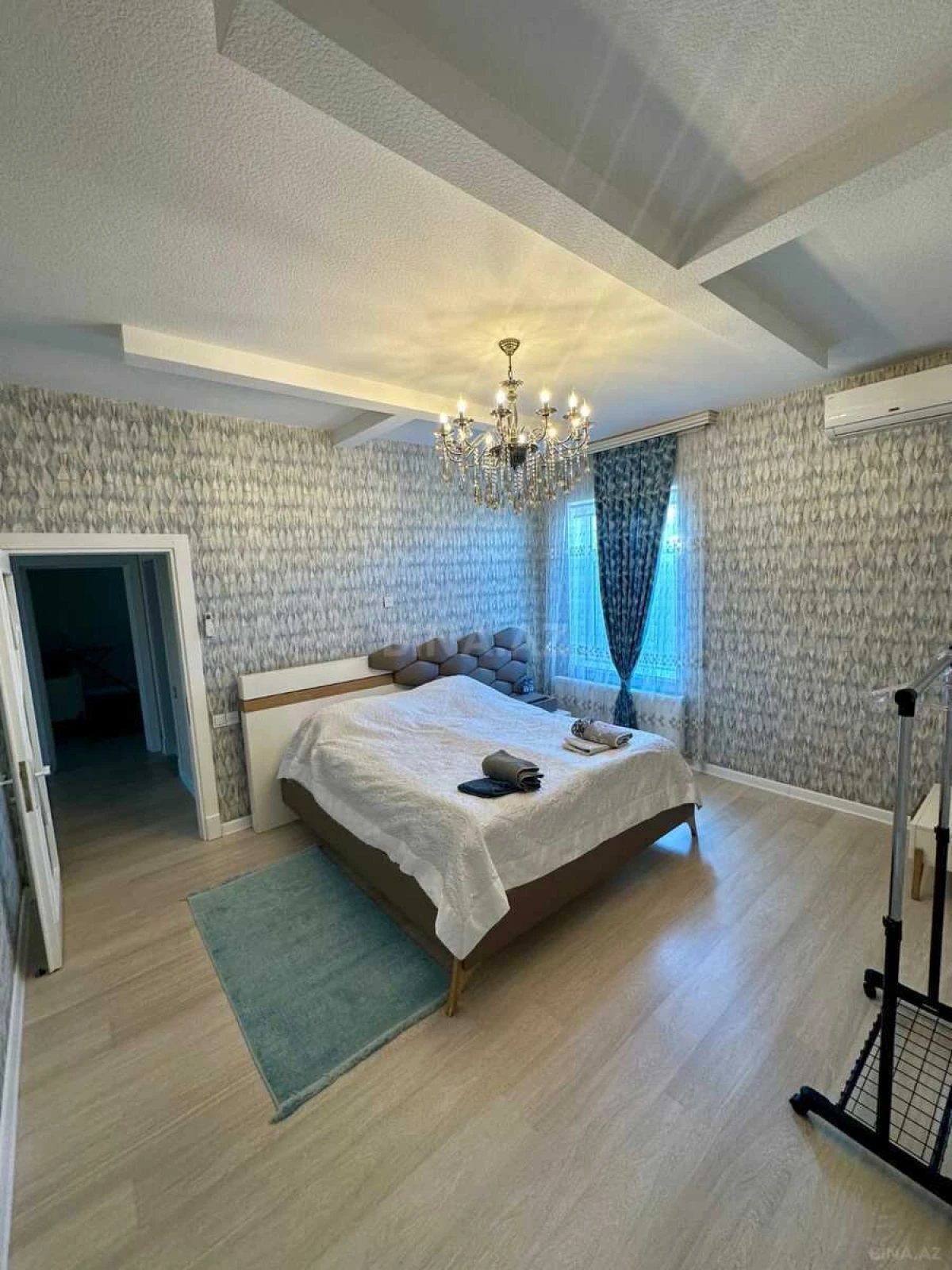 Satılır 4 otaqlı həyət evi 180 m²