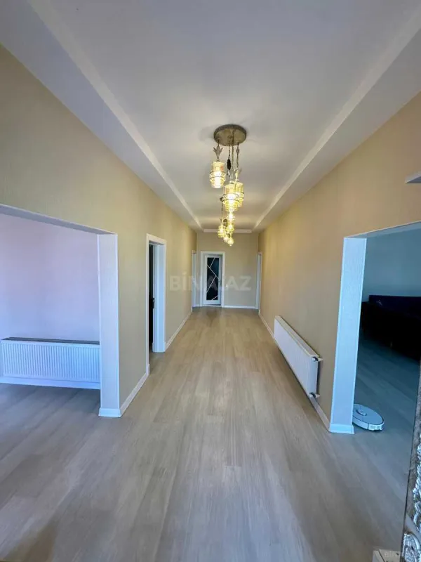 Satılır 4 otaqlı həyət evi 180 m²