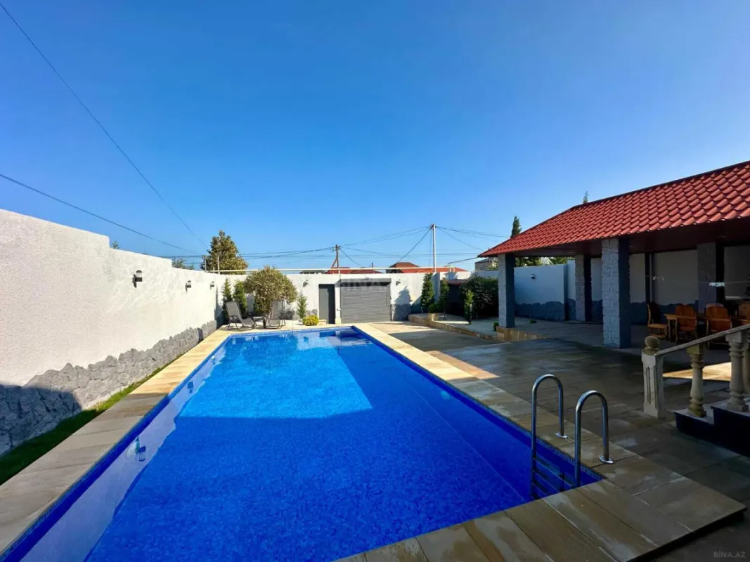 Satılır 4 otaqlı həyət evi 180 m²