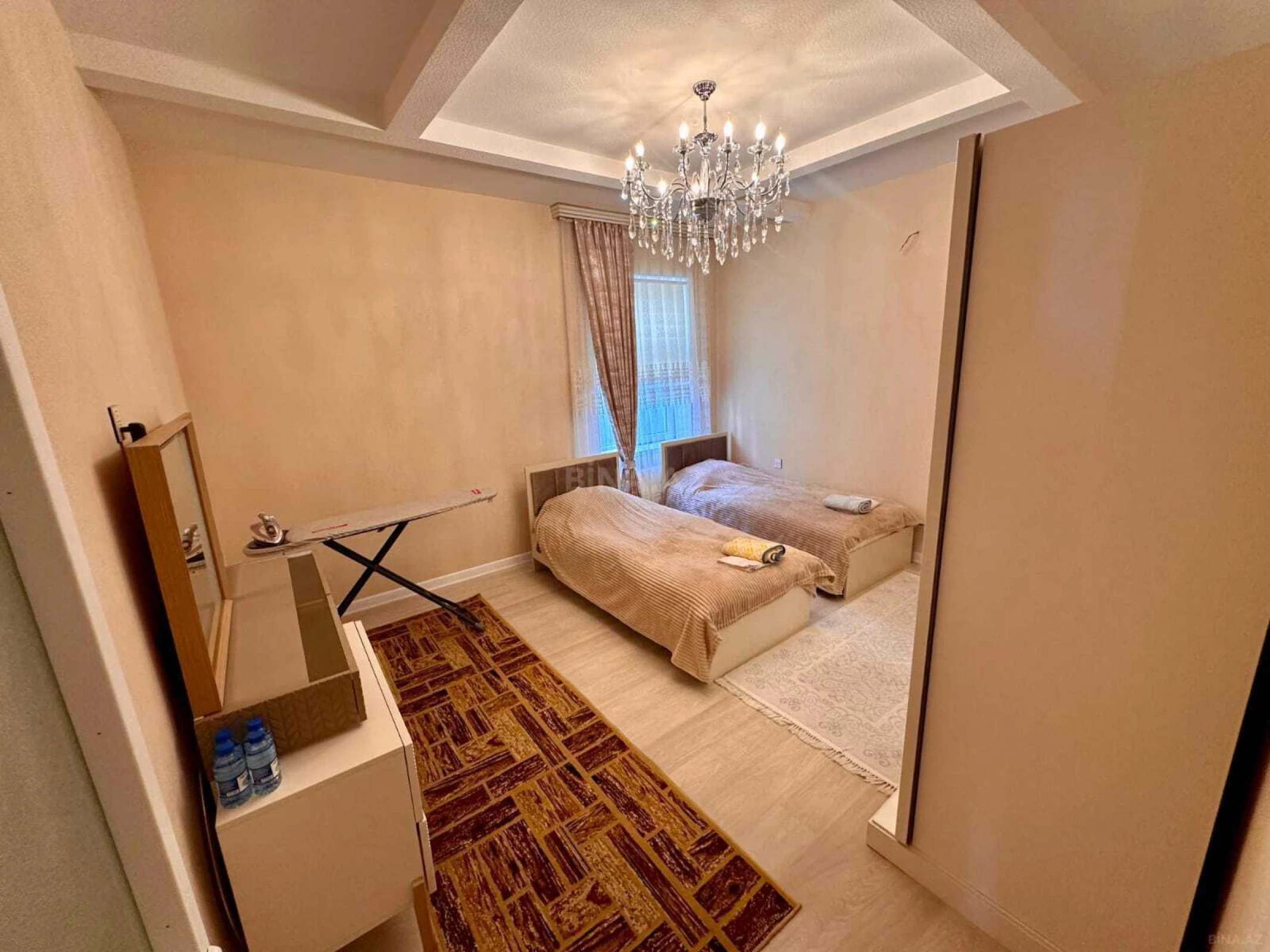 Satılır 4 otaqlı həyət evi 180 m²