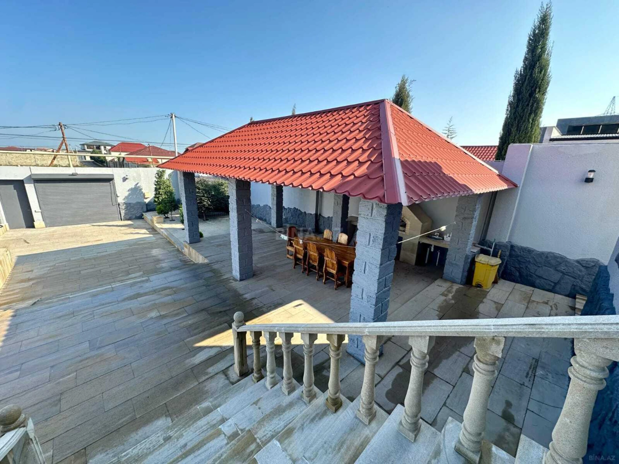 Satılır 4 otaqlı həyət evi 180 m²