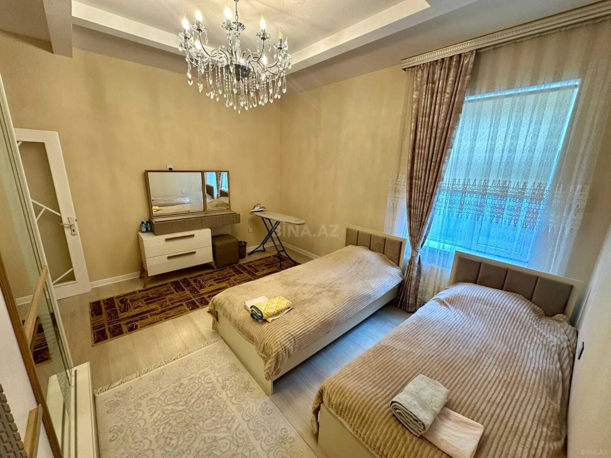 Satılır 4 otaqlı həyət evi 180 m²