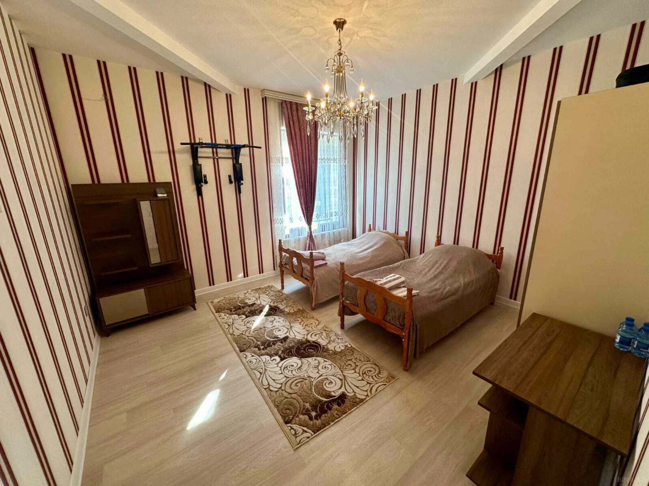 Satılır 4 otaqlı həyət evi 180 m²