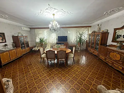 Satılır 4 otaqlı mənzil 110 m² — Bakı 4 otaq 110.00 m²