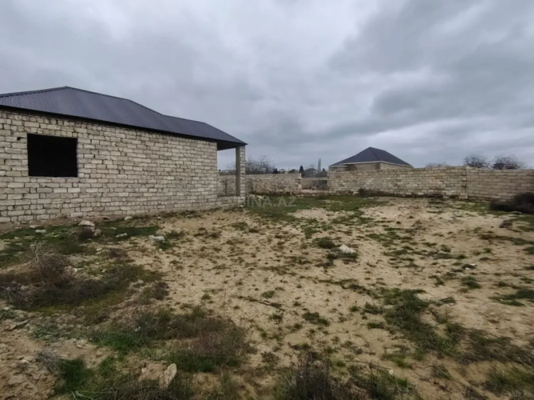 Satılır 2 otaqlı həyət evi 90 m²