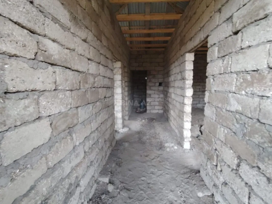 Satılır 2 otaqlı həyət evi 90 m²