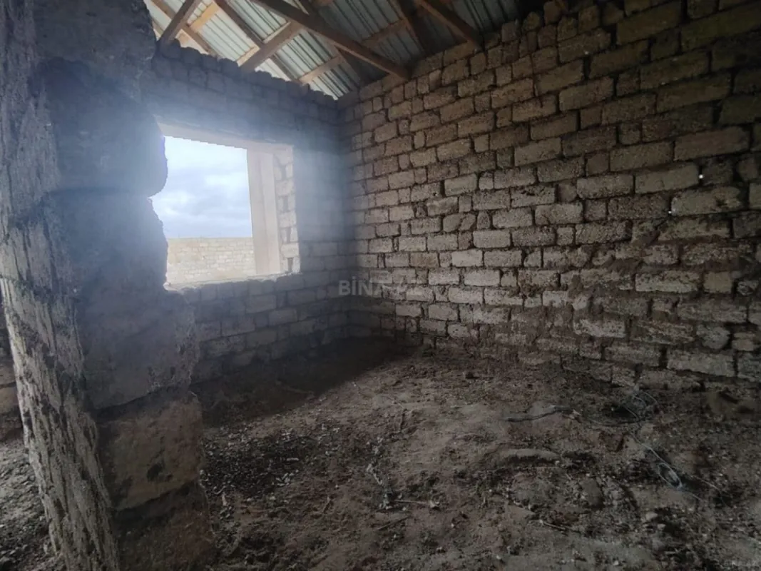 Satılır 2 otaqlı həyət evi 90 m²