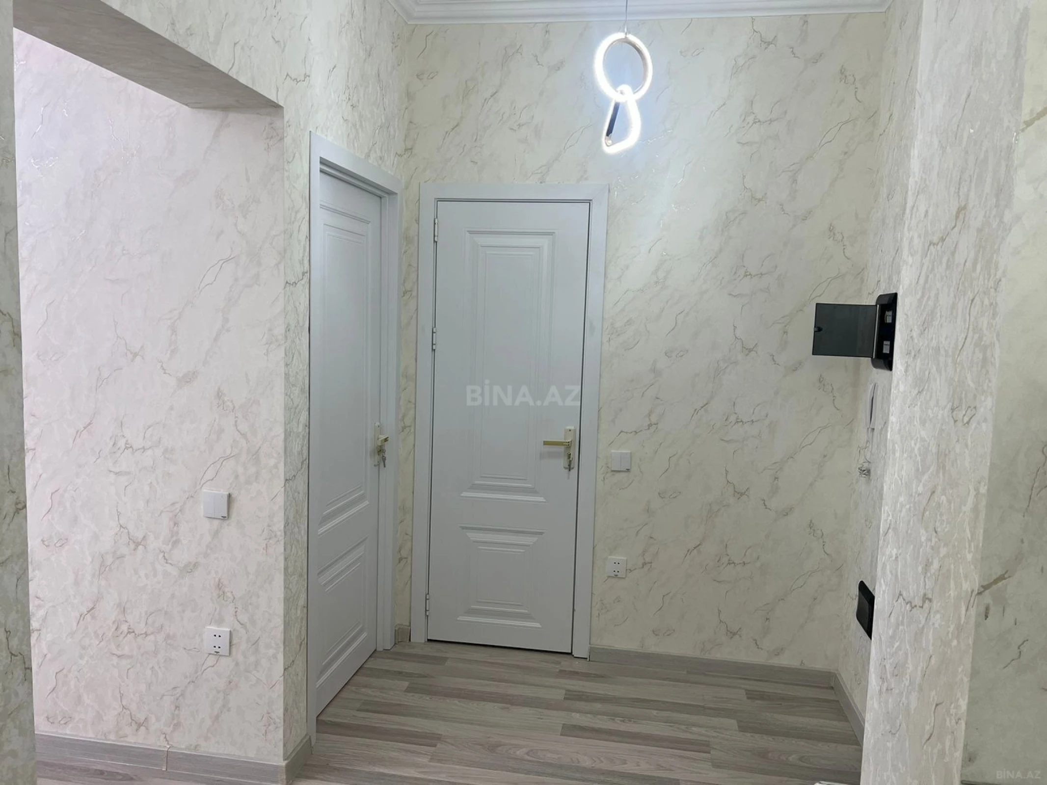 Satılır 2 otaqlı mənzil 48 m²