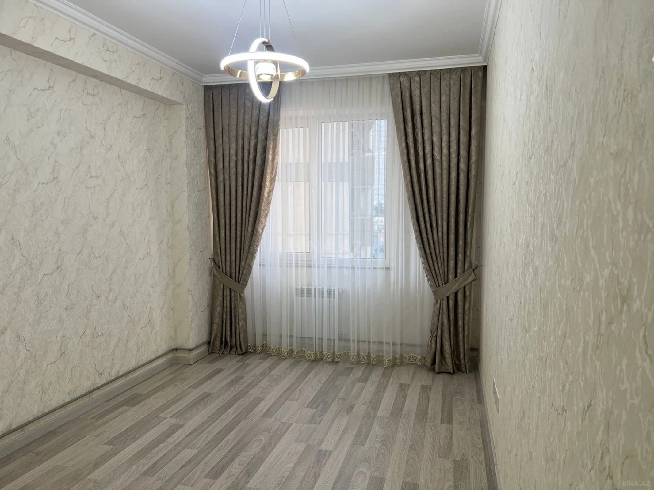 Satılır 2 otaqlı mənzil 48 m²