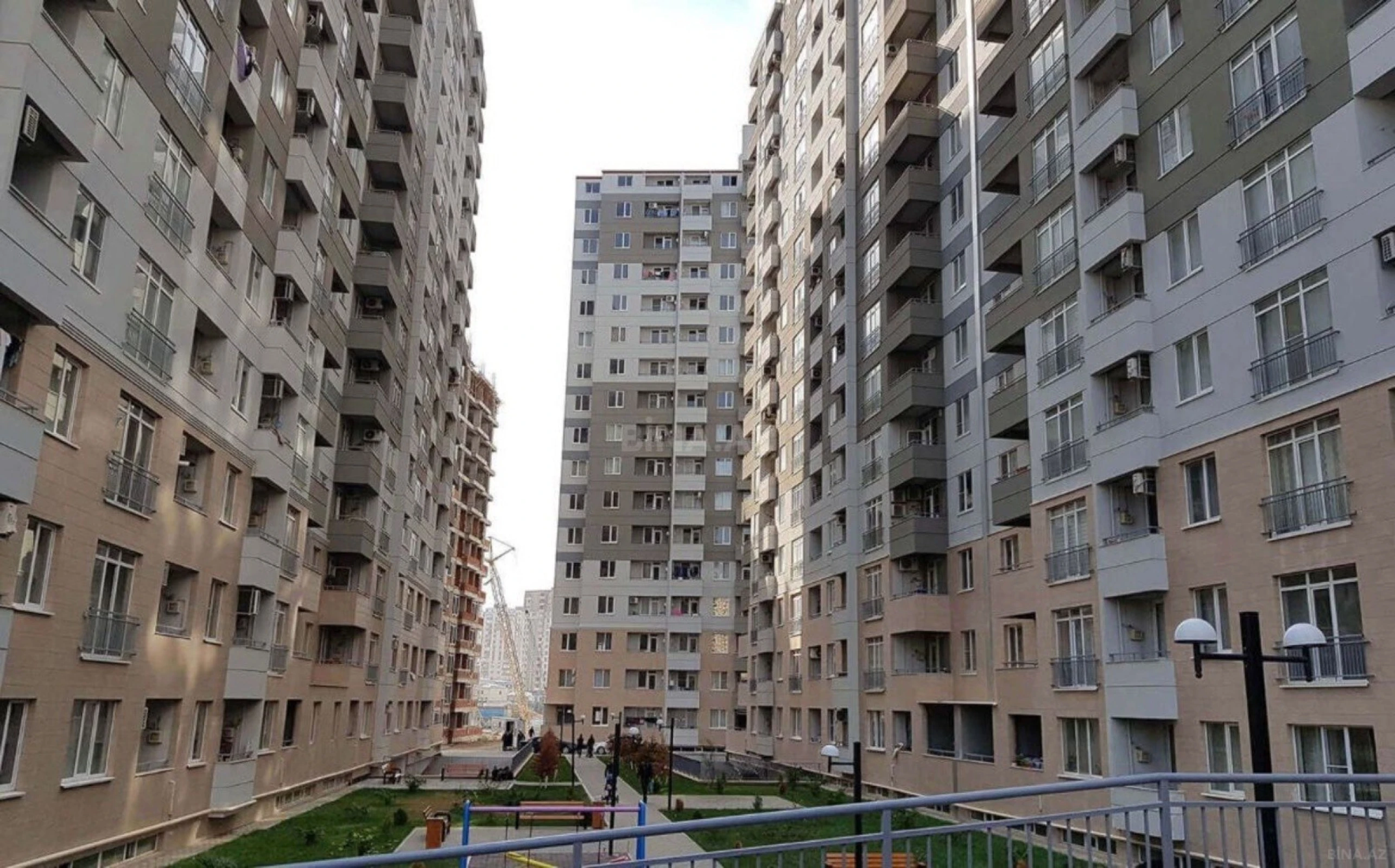 Satılır 2 otaqlı mənzil 48 m²