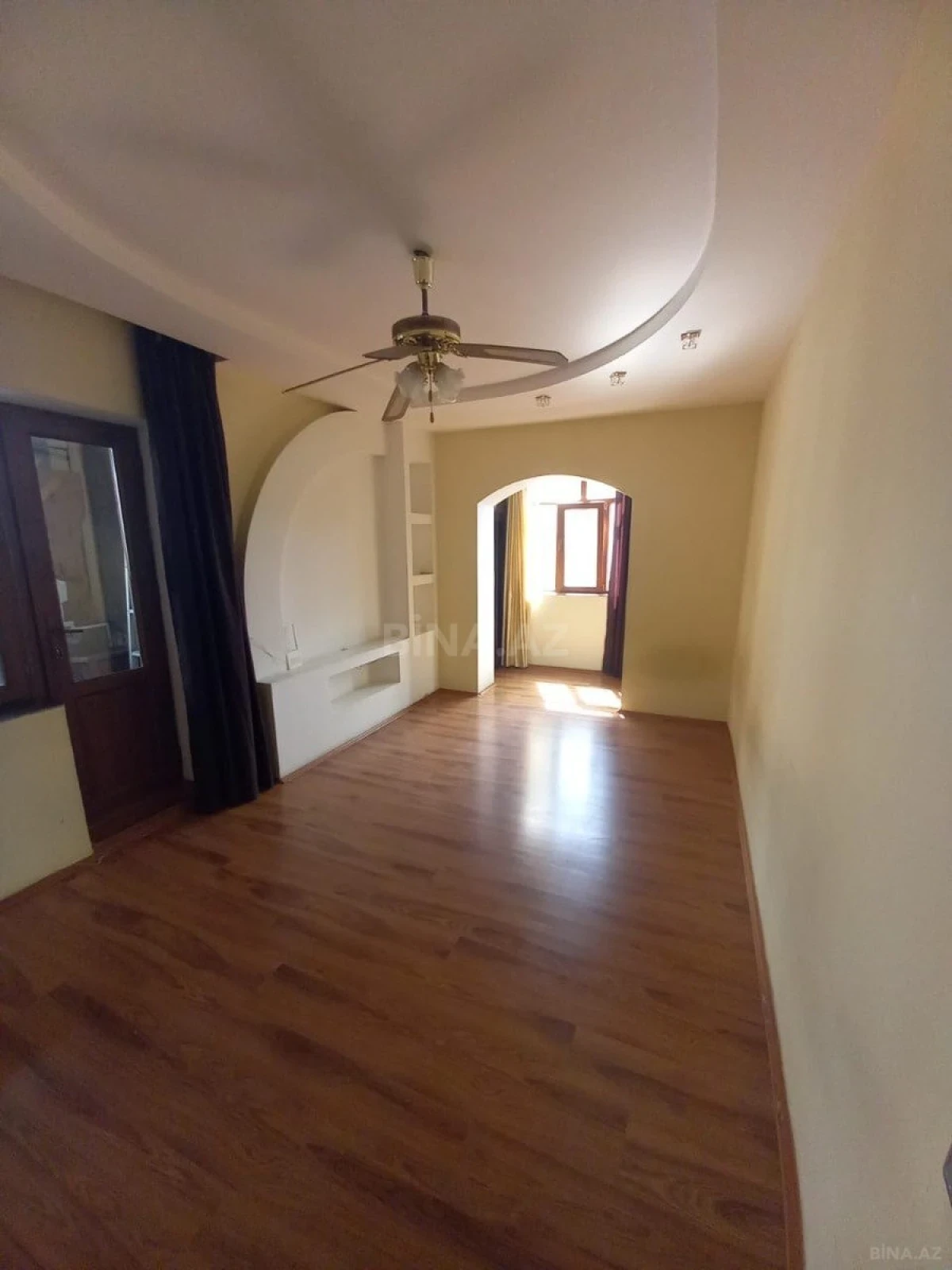 Kirayə verilir 1 otaqlı mənzil 45 m²