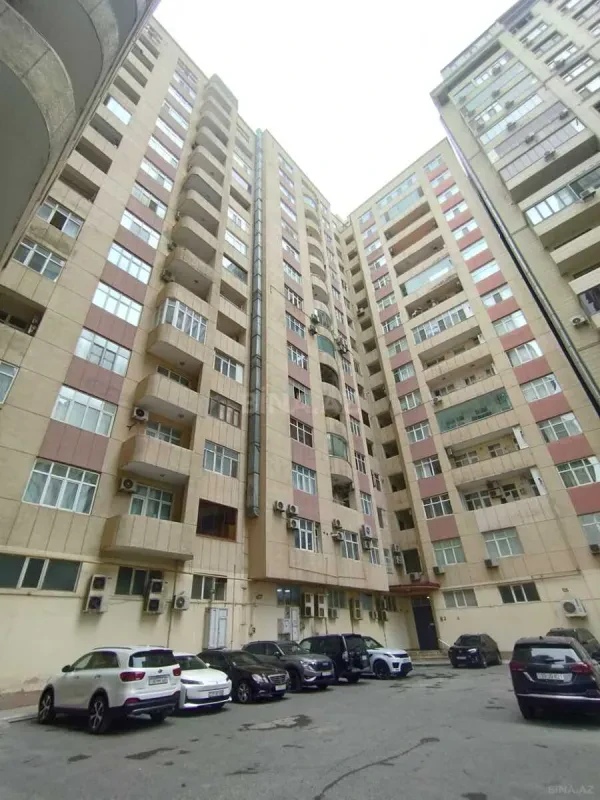 Satılır 2 otaqlı mənzil 99 m²