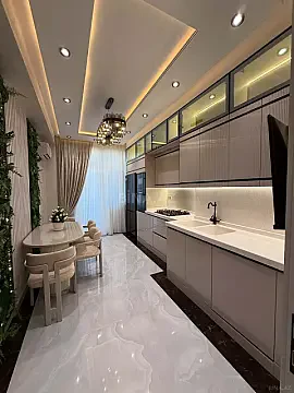 Kirayə verilir 3 otaqlı mənzil 150 m² — Bakı, Badamdar 3 otaq 150.00 m²