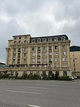 Satılır 8 otaqlı mənzil 250 m² — Bakı, Bayıl 8 otaq 250.00 m²