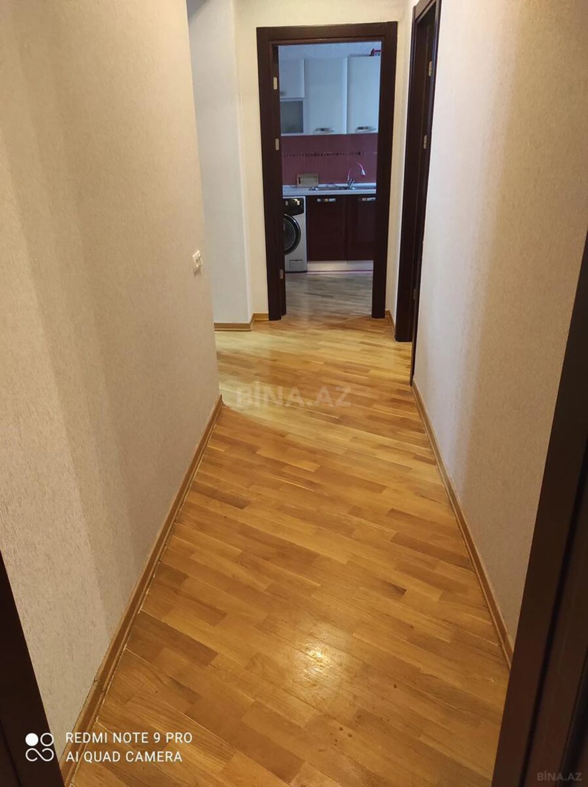 Kirayə verilir 2 otaqlı mənzil 83 m²