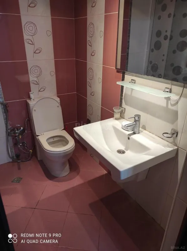 Kirayə verilir 2 otaqlı mənzil 83 m²