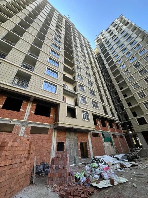Satılır 2 otaqlı mənzil 113.1 m²