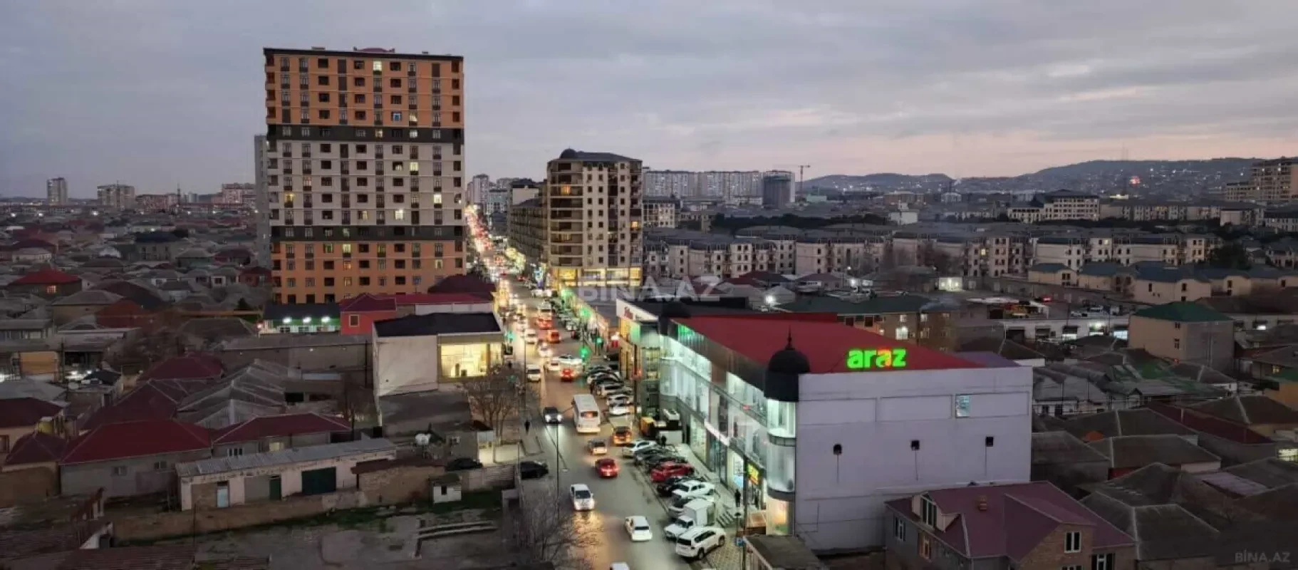 Kirayə verilir 3 otaqlı mənzil 145 m²