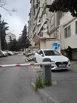 Kirayə verilir 4 otaqlı mənzil 120 m² — Bakı 4 otaq 120.00 m²
