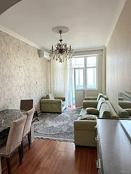 Satılır 3 otaqlı mənzil 83 m² — Bakı, İnşaatçılar 3 otaq 83.00 m²