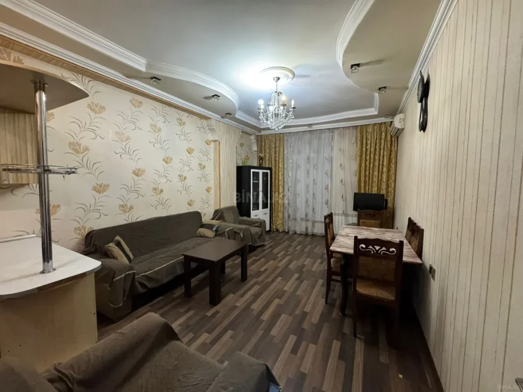 Kirayə verilir 2 otaqlı mənzil 65 m²