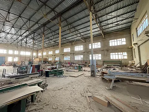 Kirayə verilir obyekt 1300 m² — Xırdalan 1300.00 m²