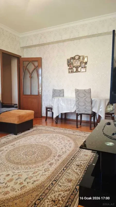 Satılır 2 otaqlı mənzil 74 m²