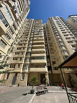 Satılır 2 otaqlı mənzil 68 m² — Bakı 2 otaq 68.00 m²