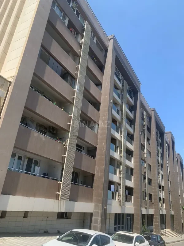 Satılır 3 otaqlı mənzil 75 m²